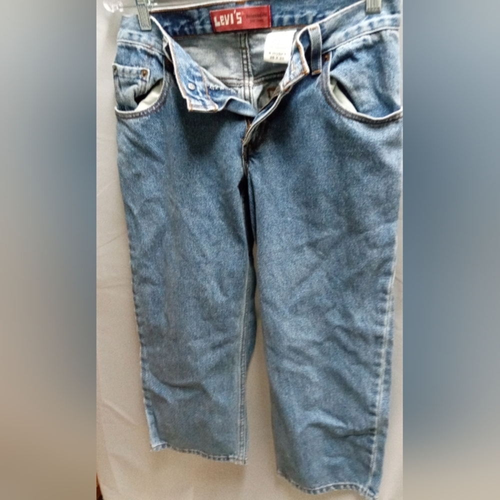 Levi's Husky Boy’s Medium Blue Relaxed Denim Jeans Women Jorts Bermuda Shorts - Picture 5 of 13